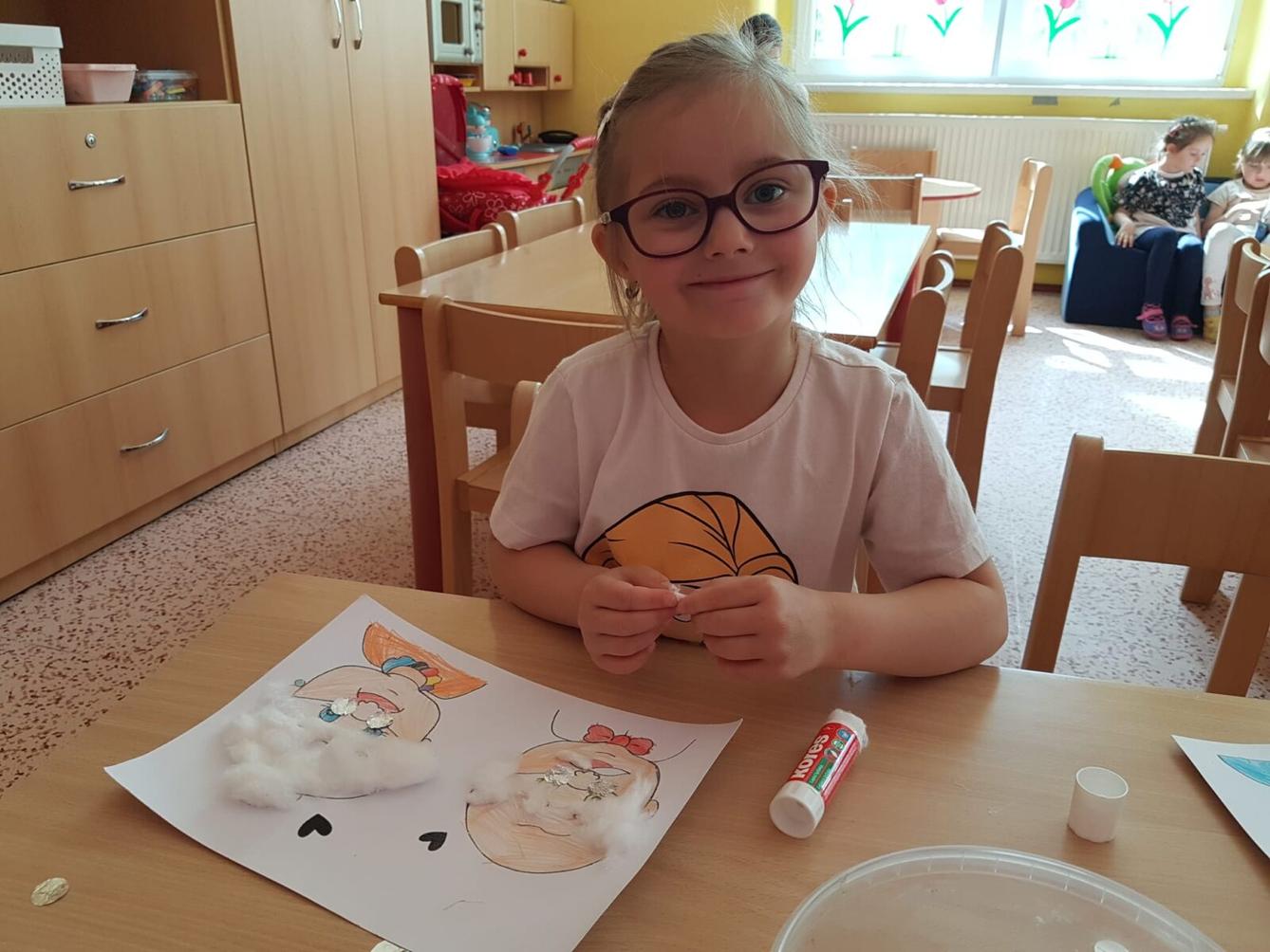 SOVIČKY: ,,MOJE MAMINKA MÁ SVÁTEK - RODINA" - 43