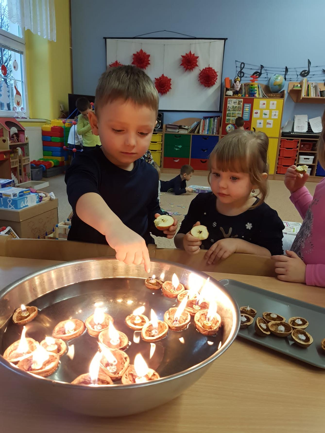 ADVENTNÍ ČAS VE ŠKOLCE - 14