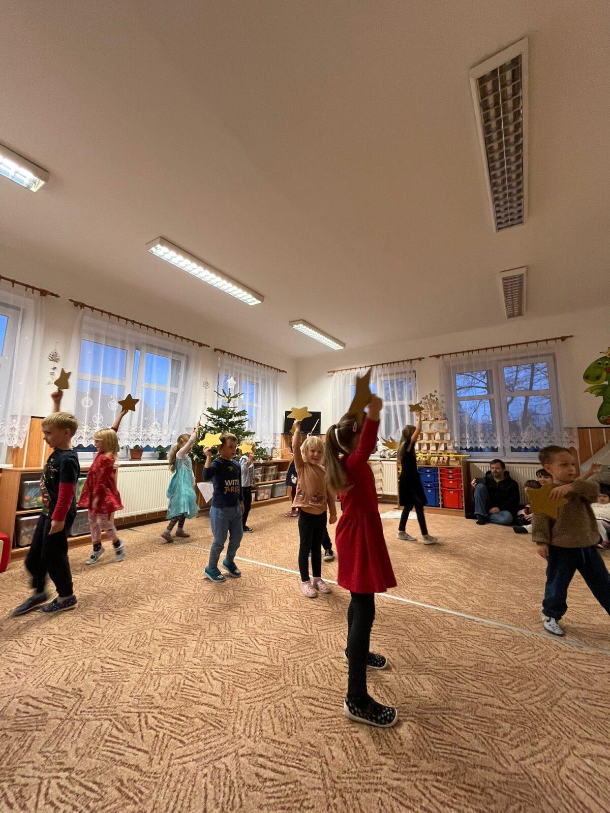 HVĚZDNÉ VÁNOČNÍ SETKÁNÍ - 11