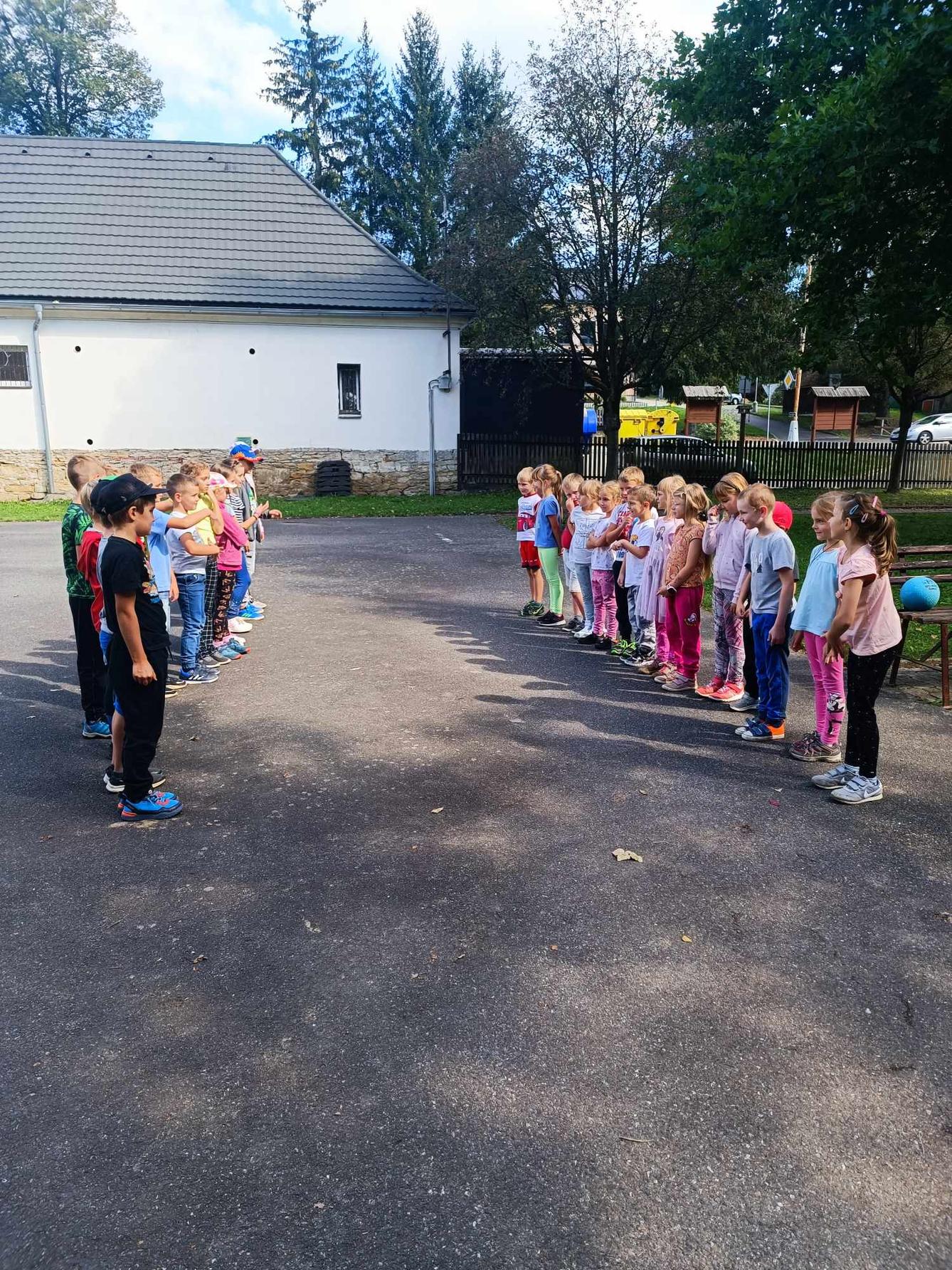 ZÁŘÍ - 2. ODDĚLENÍ A seznamovací odpoledne - 7