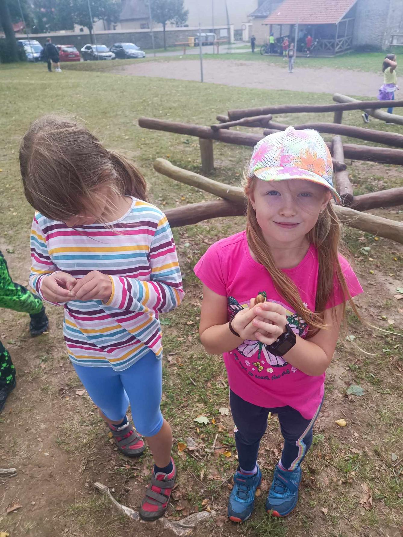 ZÁŘÍ - 2. ODDĚLENÍ A seznamovací odpoledne - 23