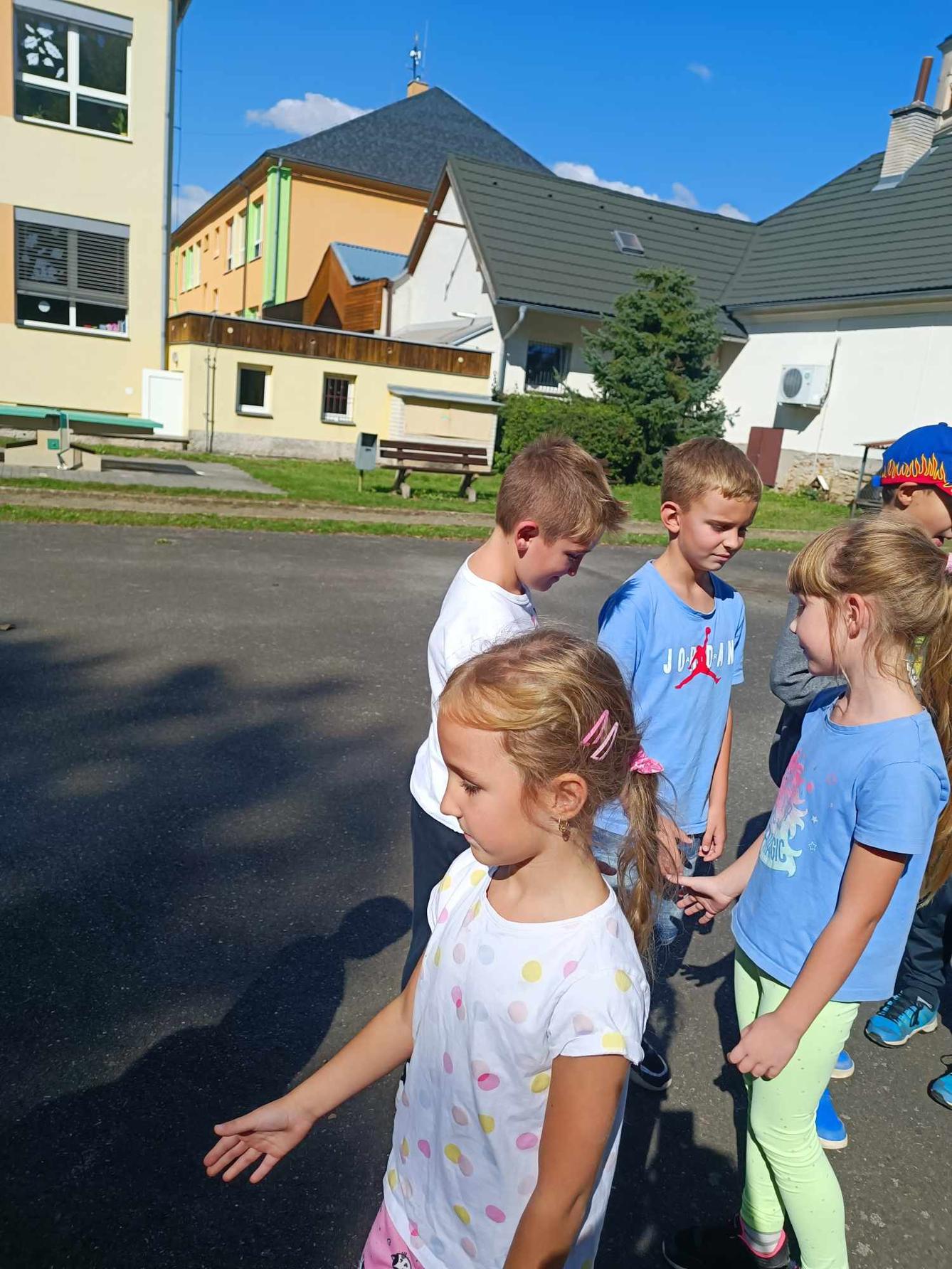 ZÁŘÍ - 2. ODDĚLENÍ A seznamovací odpoledne - 29