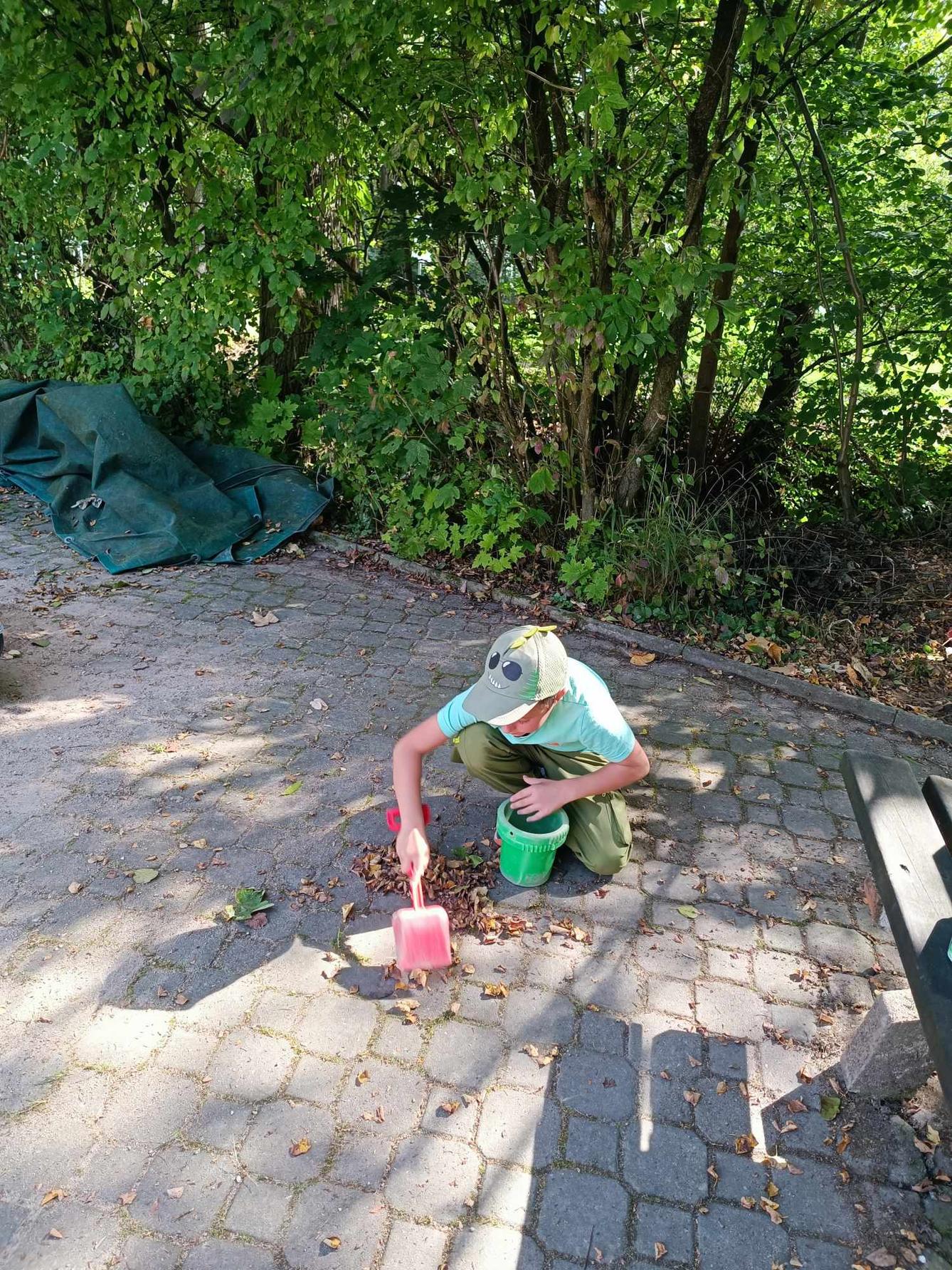 ZÁŘÍ - 2. ODDĚLENÍ A seznamovací odpoledne - 32