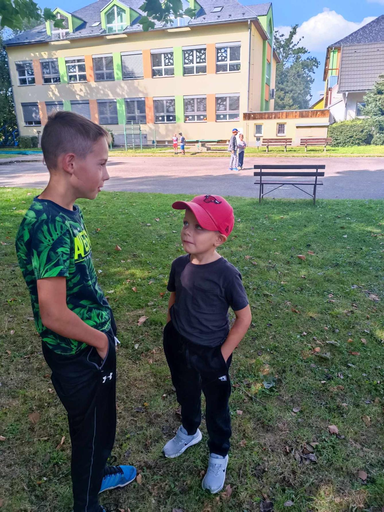 ZÁŘÍ - 2. ODDĚLENÍ A seznamovací odpoledne - 38