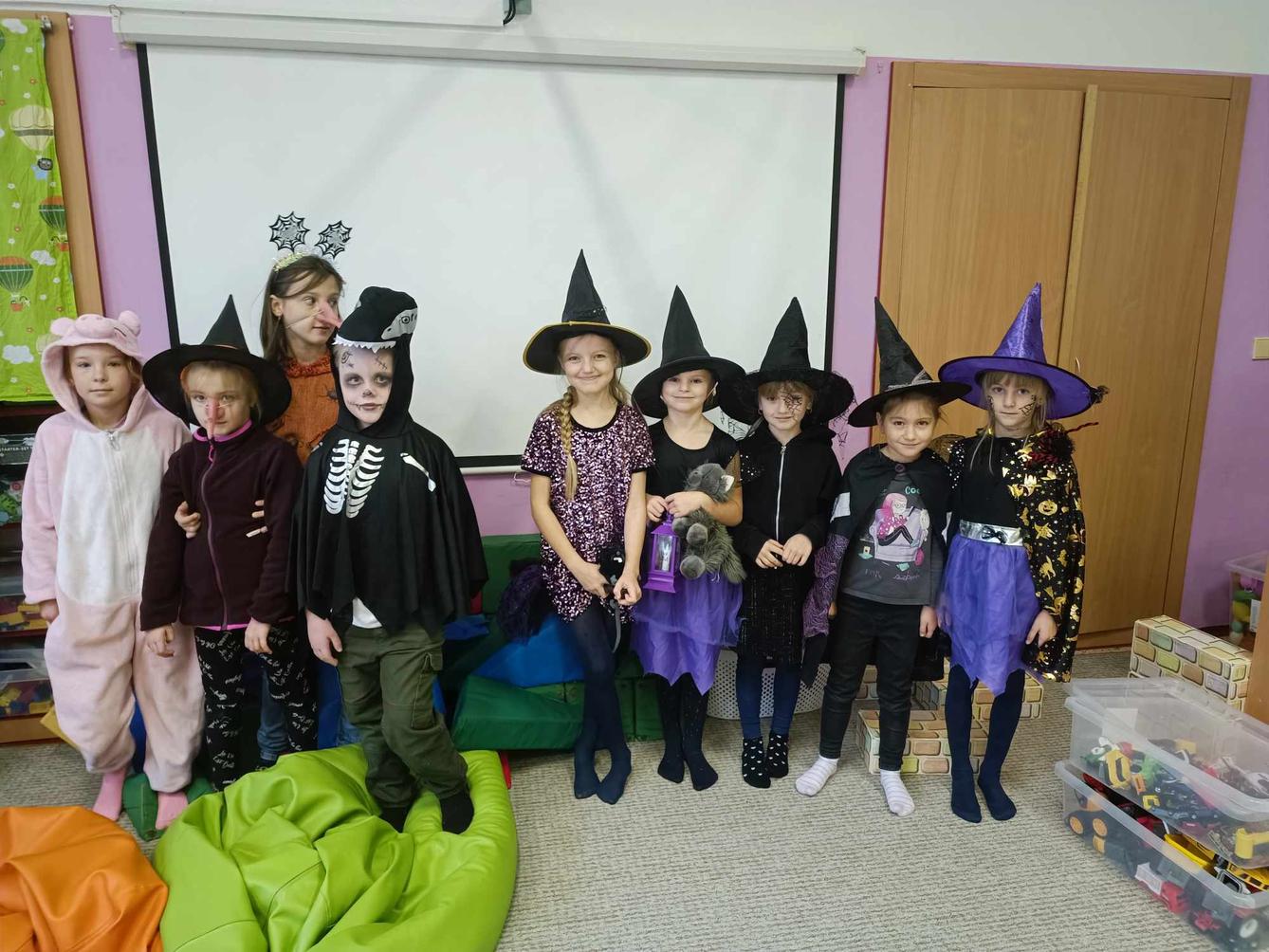 ŘÍJEN A LISTOPAD ve 2. oddělení a společné akce - 17