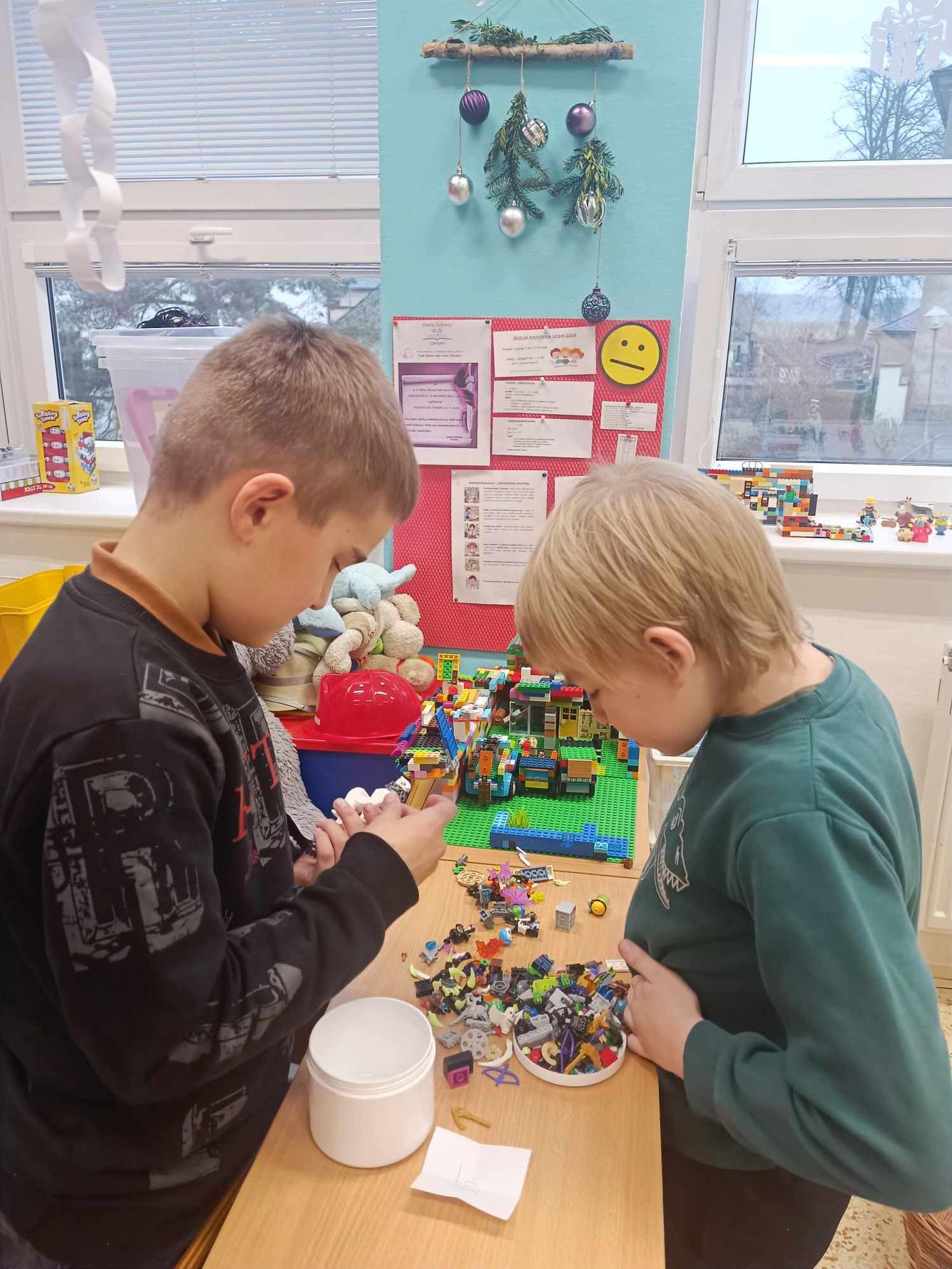 2. oddělení  a společné akce PROSINEC - 16