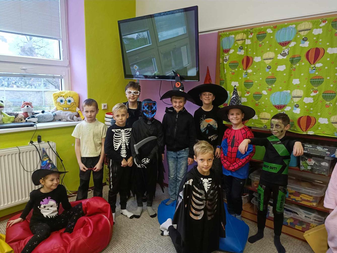 ŘÍJEN A LISTOPAD ve 2. oddělení a společné akce - 37