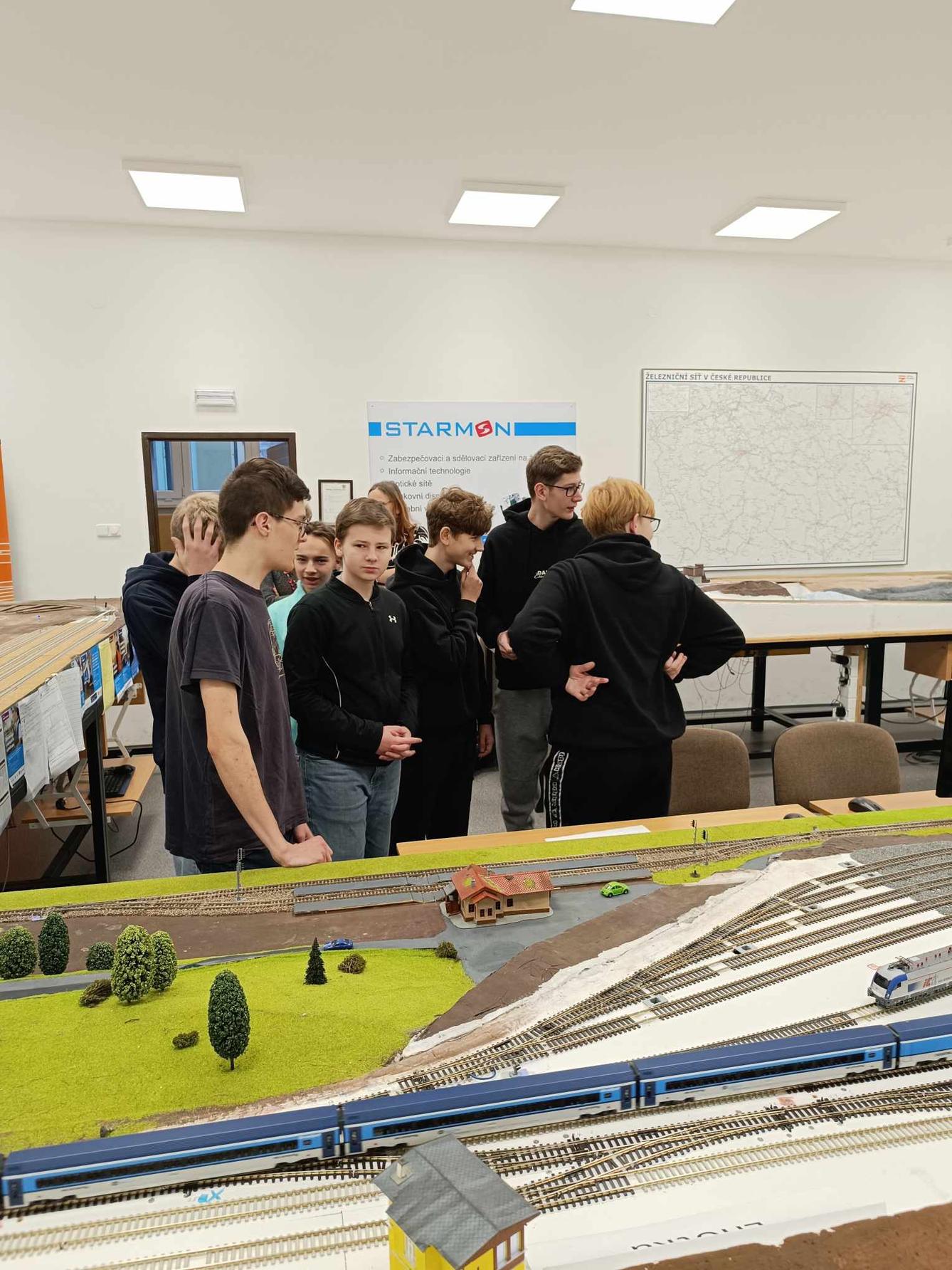 Exkurze na SŠ technické a dopravní v ČT - 6