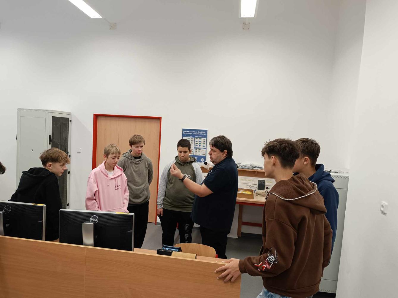 Exkurze na SŠ technické a dopravní v ČT - 7