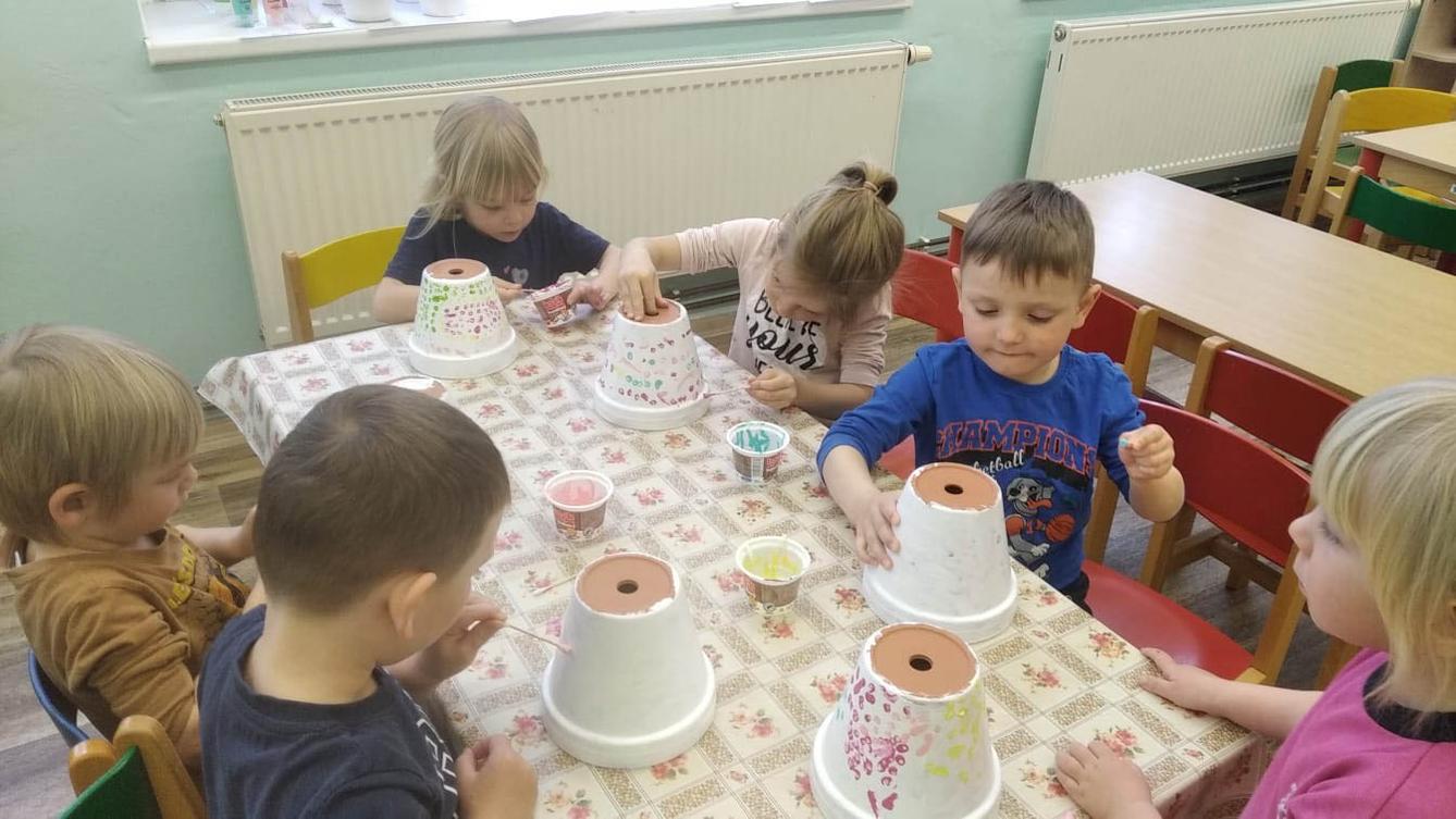 BROUČCI: ,,CO SI BROUKÁ JARNÍ LOUKA" - 5