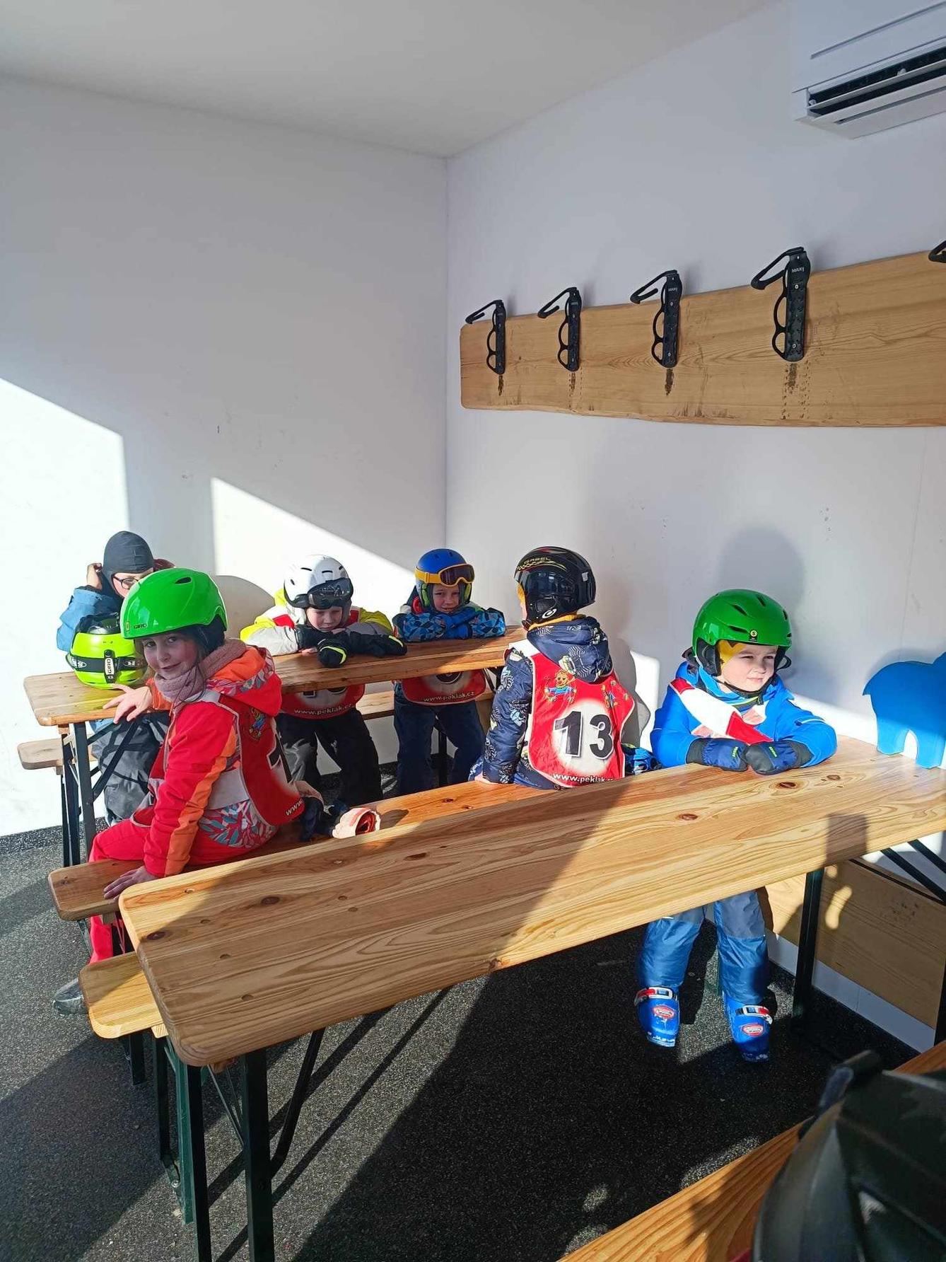 Závěrečná lyžařská školička na Pekláku - 5