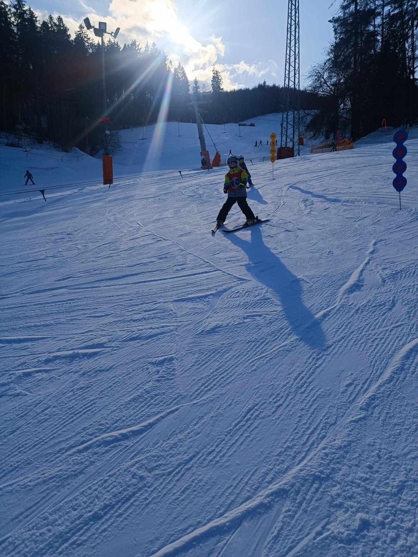 Závěrečná lyžařská školička na Pekláku - 18