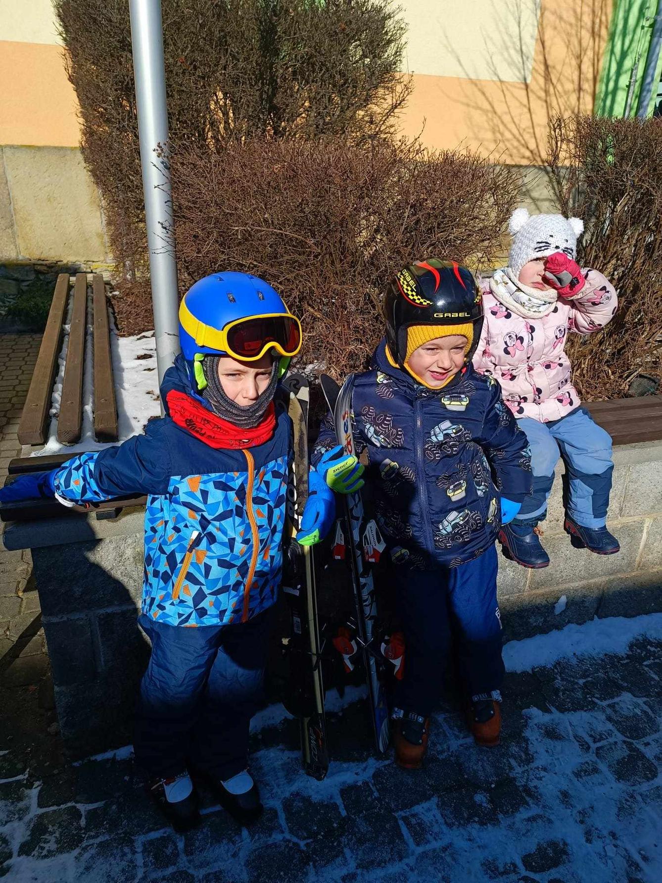 Závěrečná lyžařská školička na Pekláku - 22