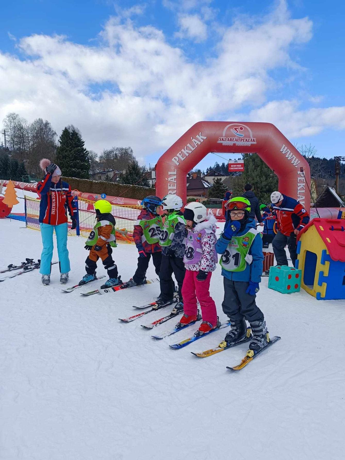 Závěrečná lyžařská školička na Pekláku - 26