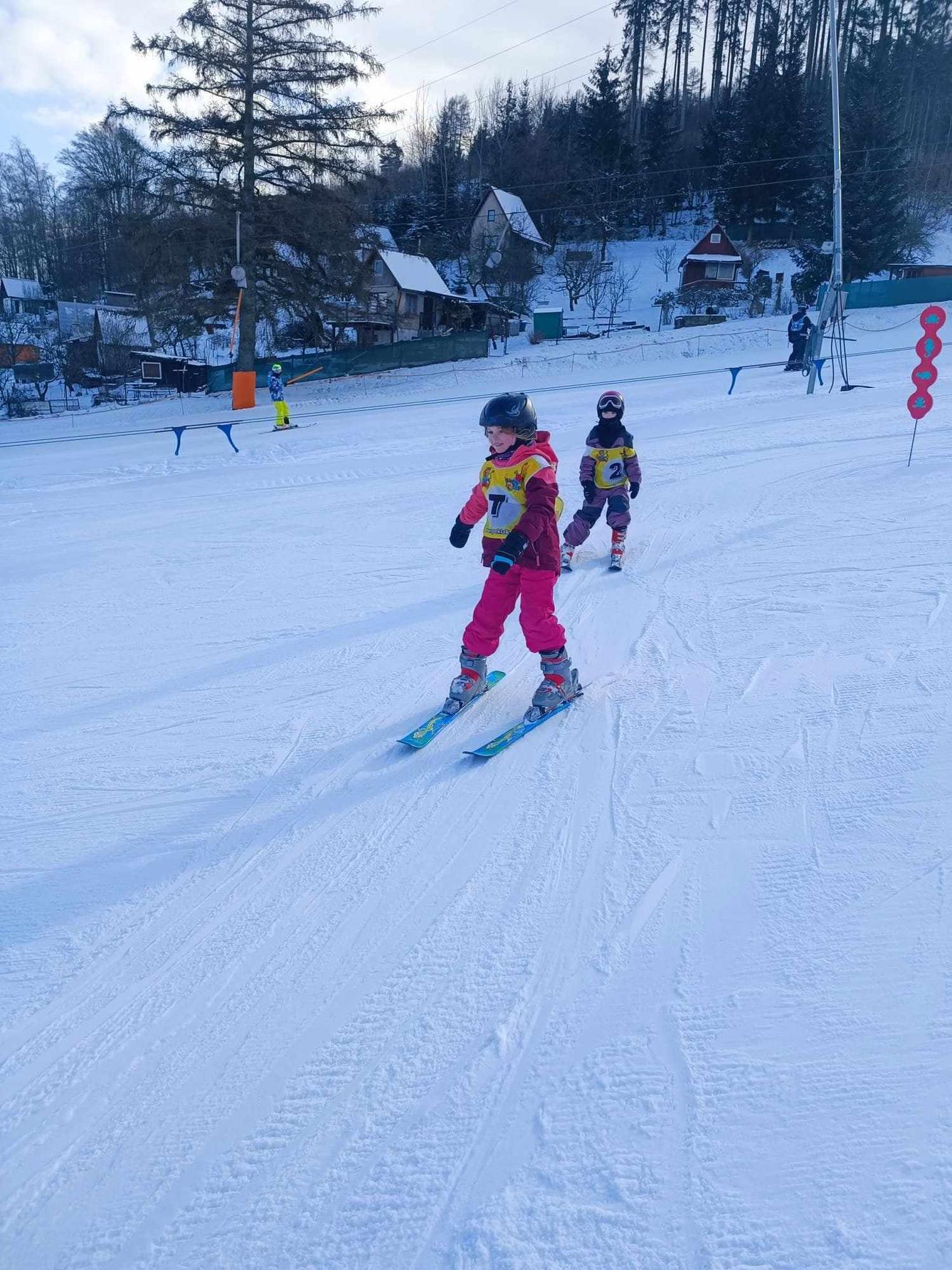 Závěrečná lyžařská školička na Pekláku - 35