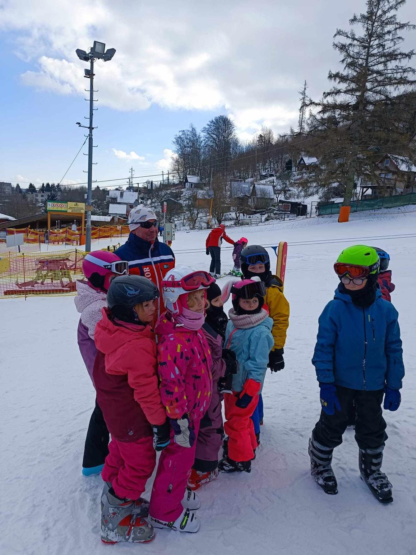 Závěrečná lyžařská školička na Pekláku - 39