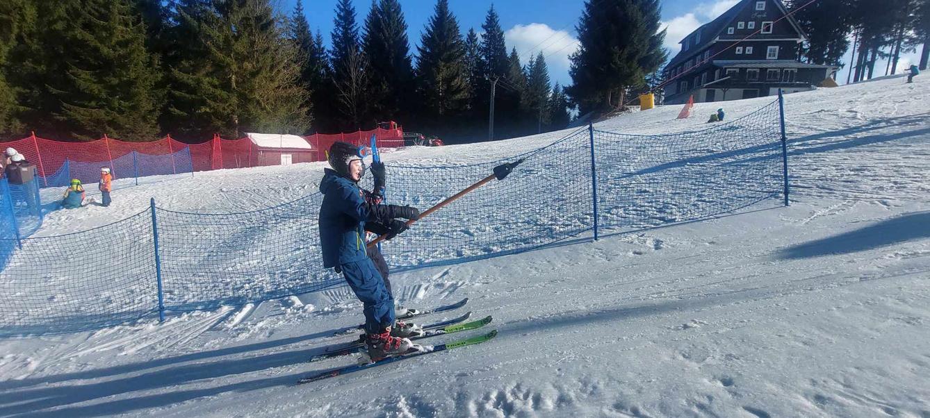 Lyžařský výcvik -  pondělí - 9