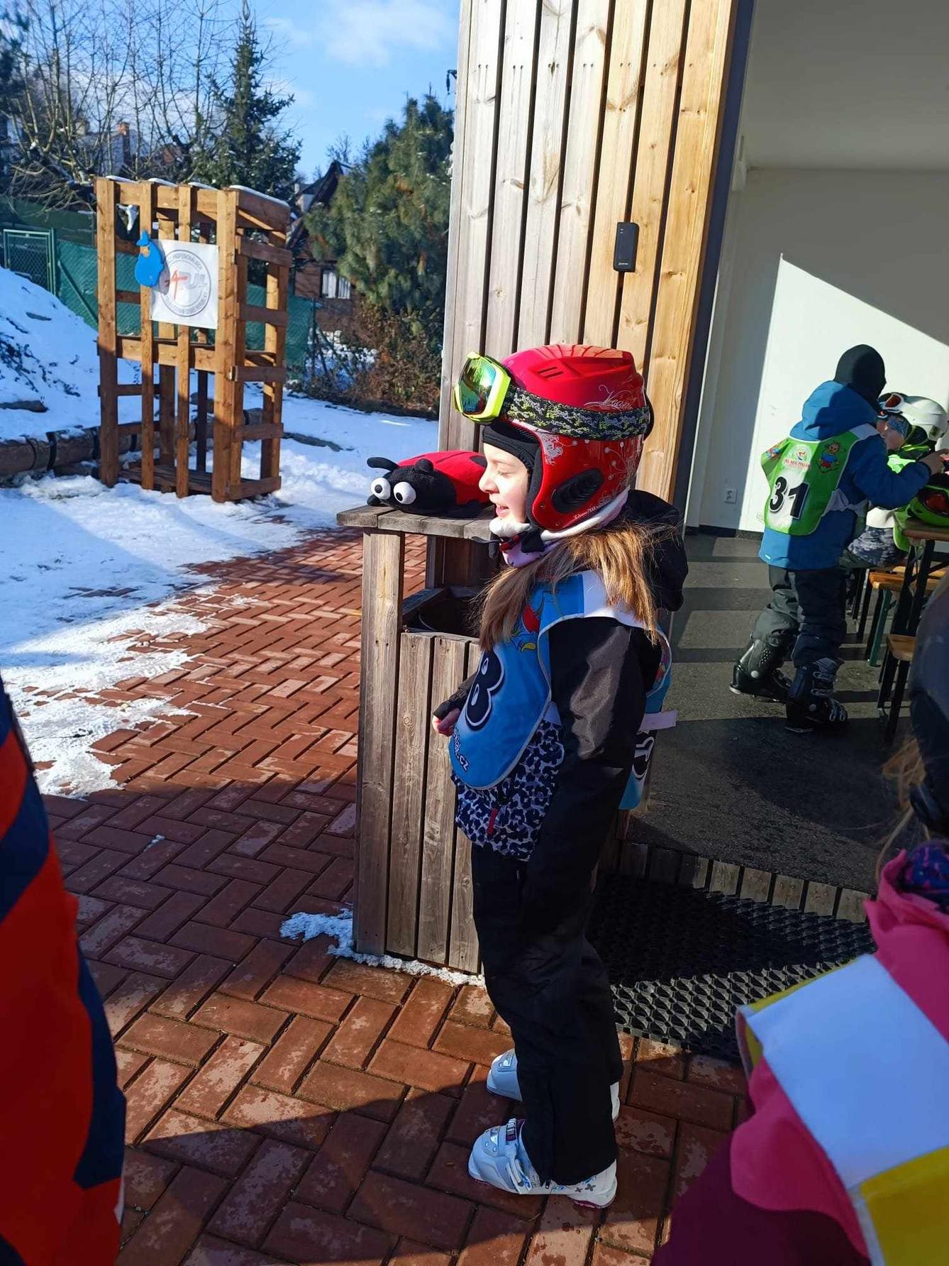 Závěrečná lyžařská školička na Pekláku - 43