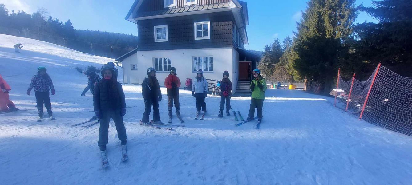 Lyžařský výcvik - pondělí - 15