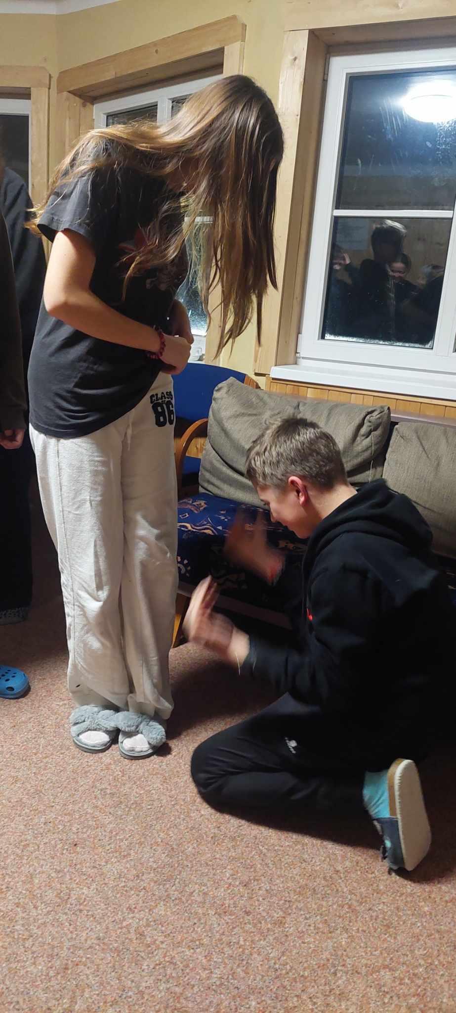 Lyžařský výcvik -  pondělí - 25