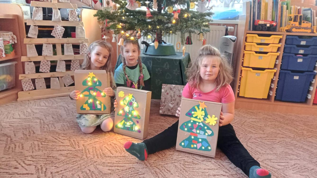 Výroba svítících stromečků - 3