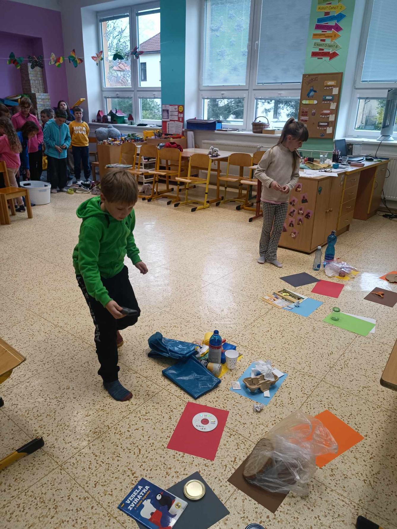 DRUŽINKA - DEN ZEMĚ - 16