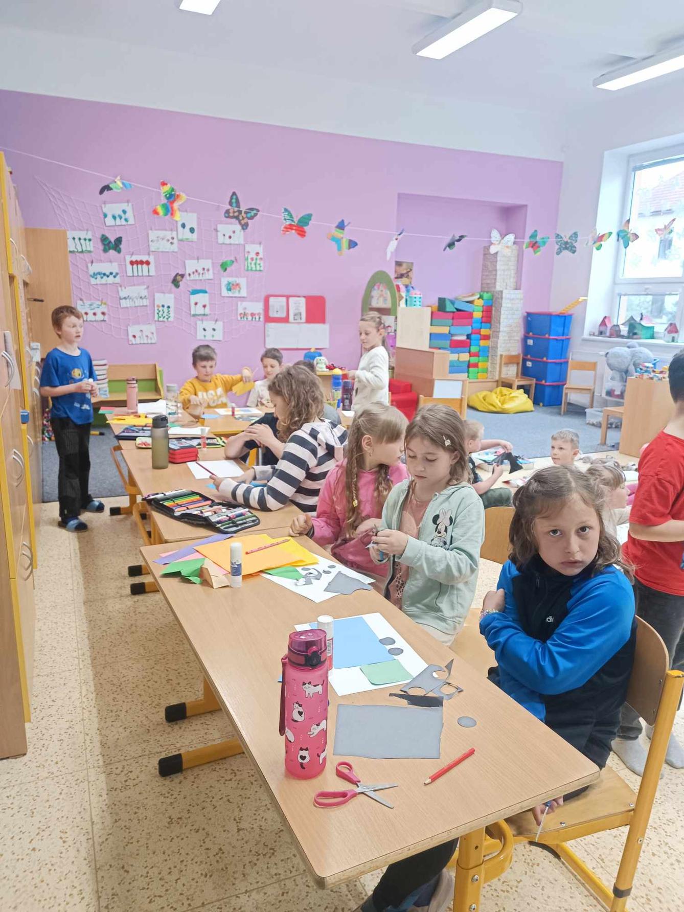 DRUŽINKA - DEN  ZEMĚ - 25