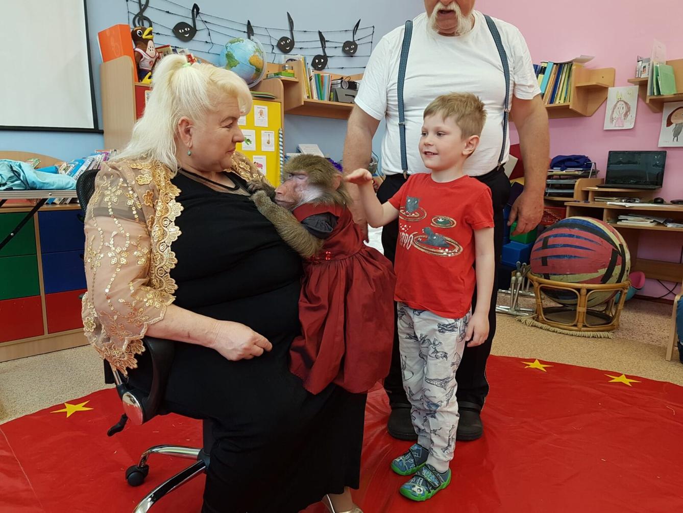 ,,PŘIJEL K NÁM CIRKUS" - 11