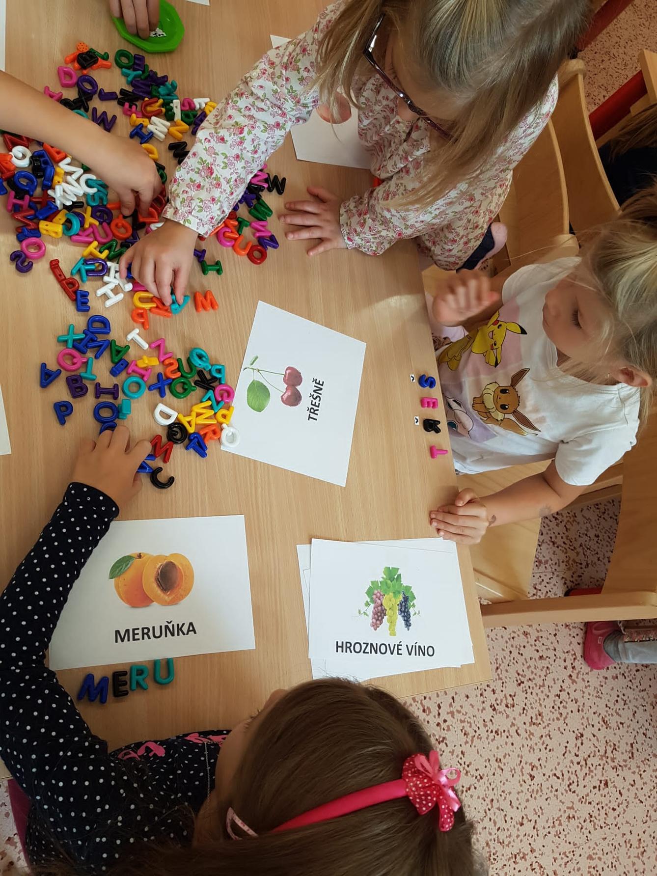 SOVIČKY: ,,ČAS JABLÍČKOVÉ VŮNĚ" - 18