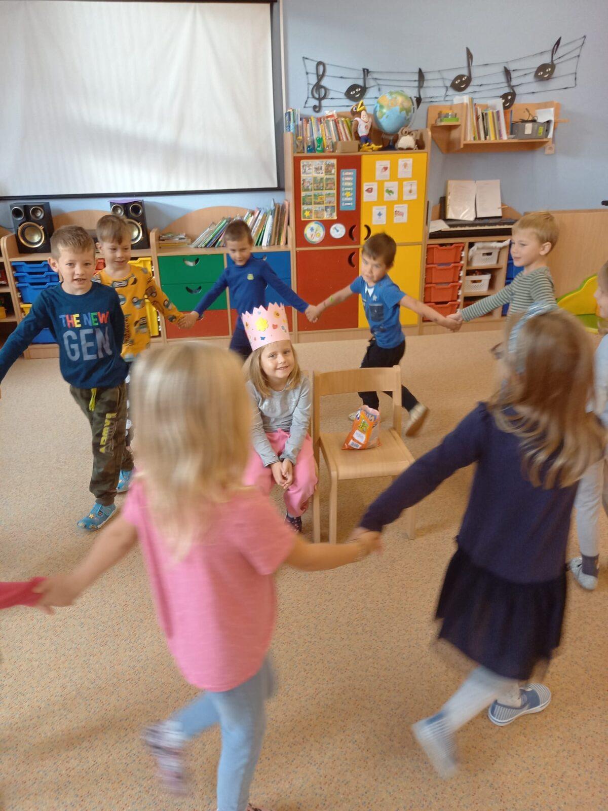 SLAVÍME: ELENKA MĚLA NAROZENINY - 5