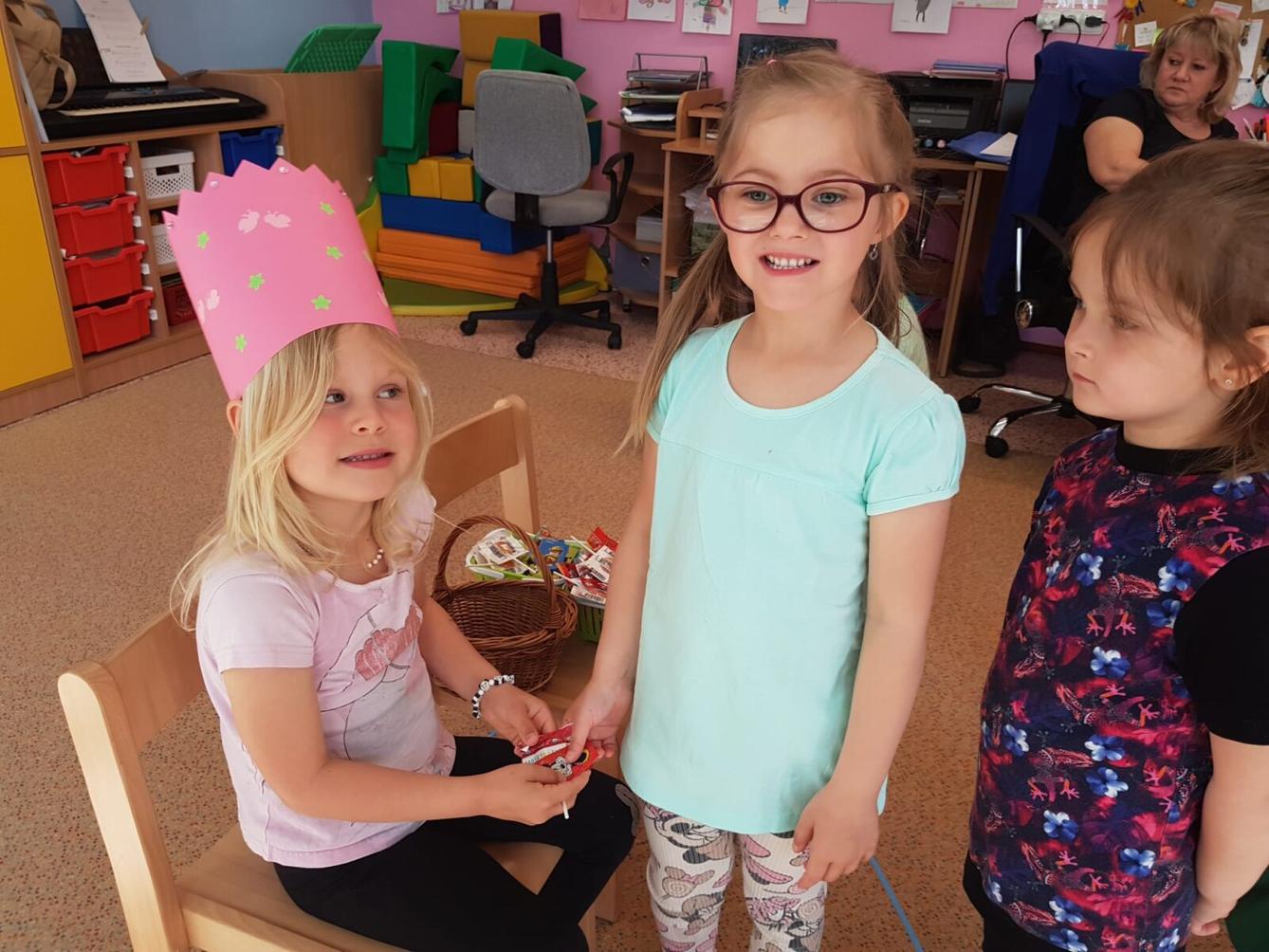 SLAVÍME: ZORINKA MĚLA NAROZENINY - 4