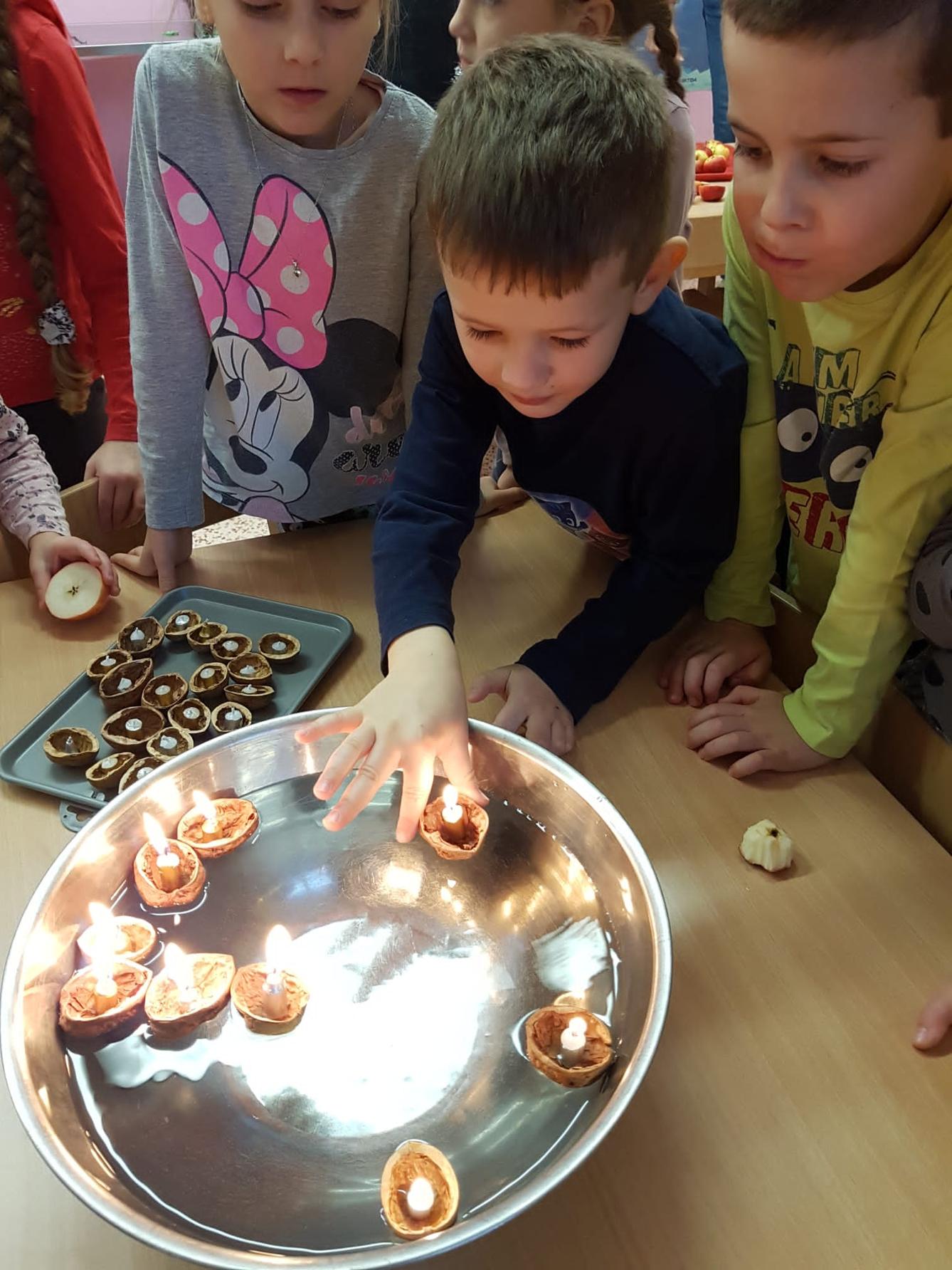 ADVENTNÍ ČAS VE ŠKOLCE - 20