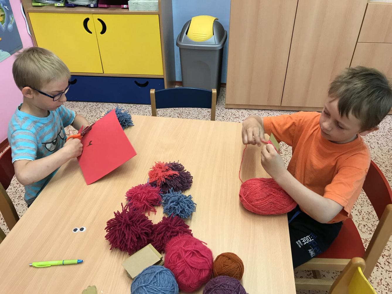 SOVIČKY: ,,DĚTI MAJÍ SVÁTEK" - 25