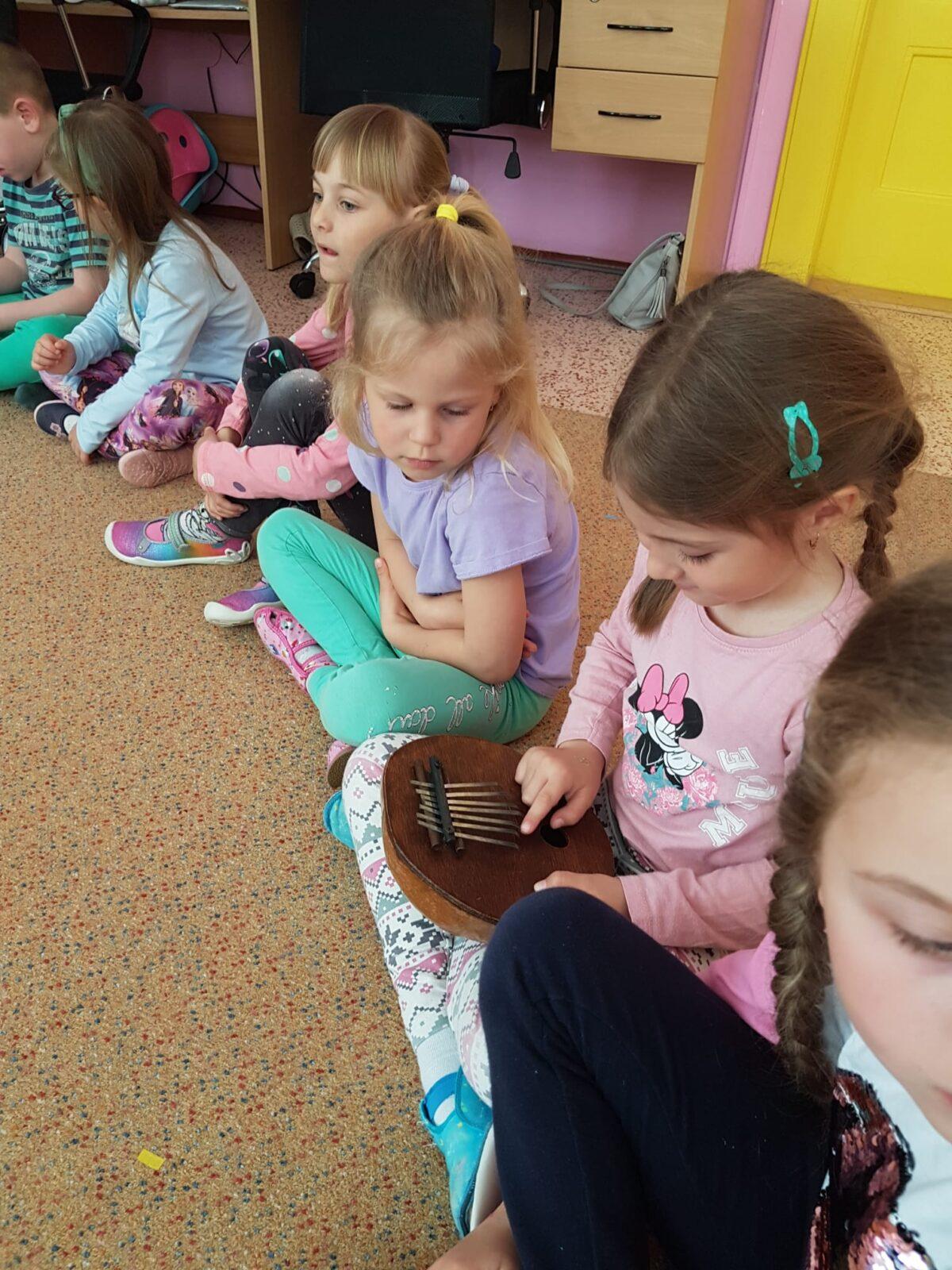 SOVIČKY: ,,MUZIKOTERAPIE" - 8