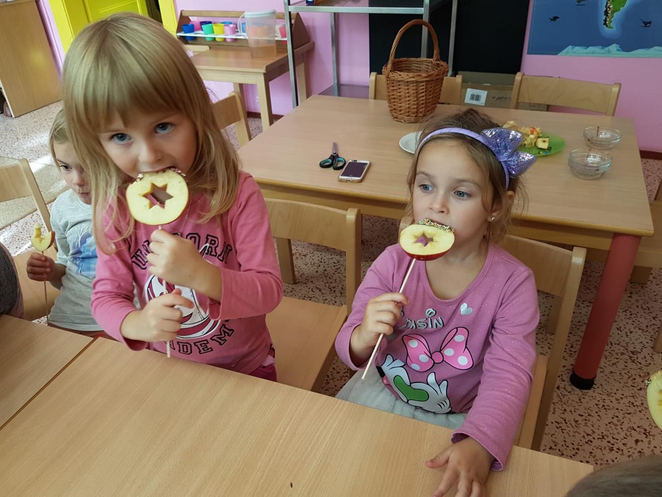 SOVIČKY: ,,ČAS JABLÍČKOVÉ VŮNĚ" - 20