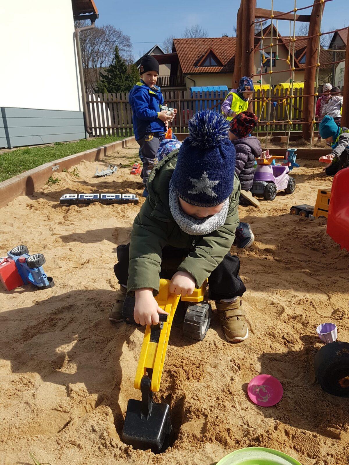 užíváme si pobyt venku - 14