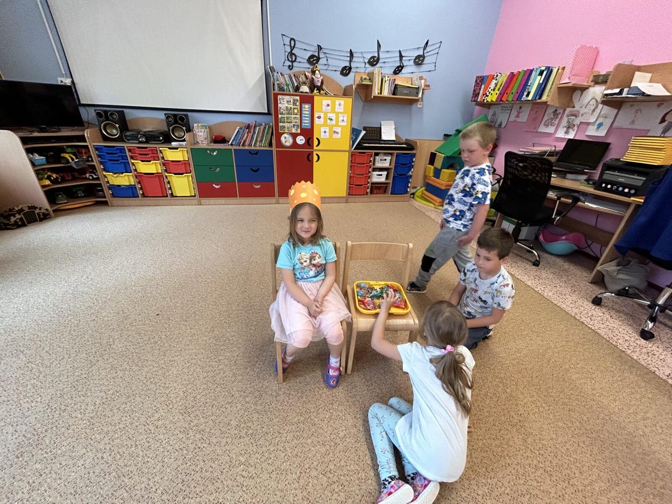 SLAVÍME: IZABELKA MĚLA NAROZENINY - 4