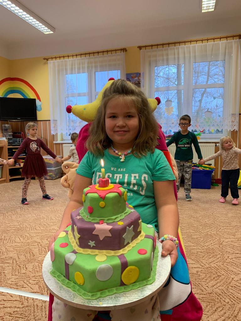 Anička slaví narozeniny - 1
