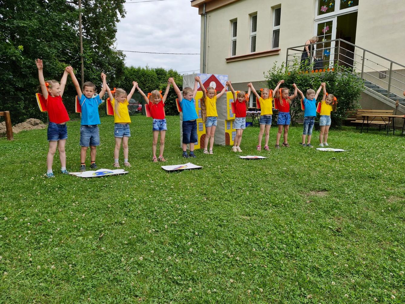 ZAHRADNÍ SLAVNOST - 18