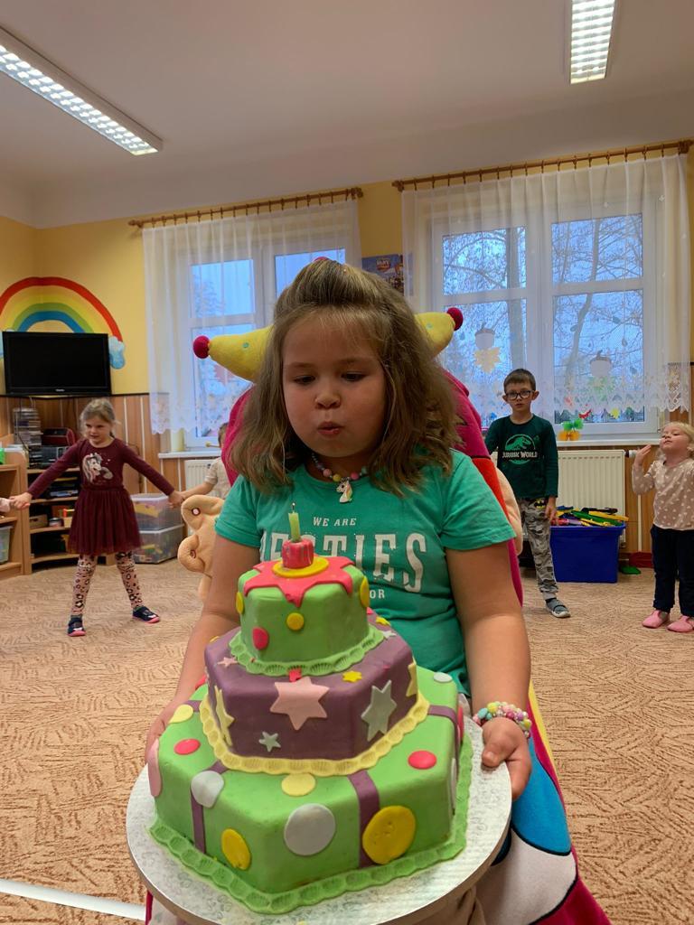 Anička slaví narozeniny - 2