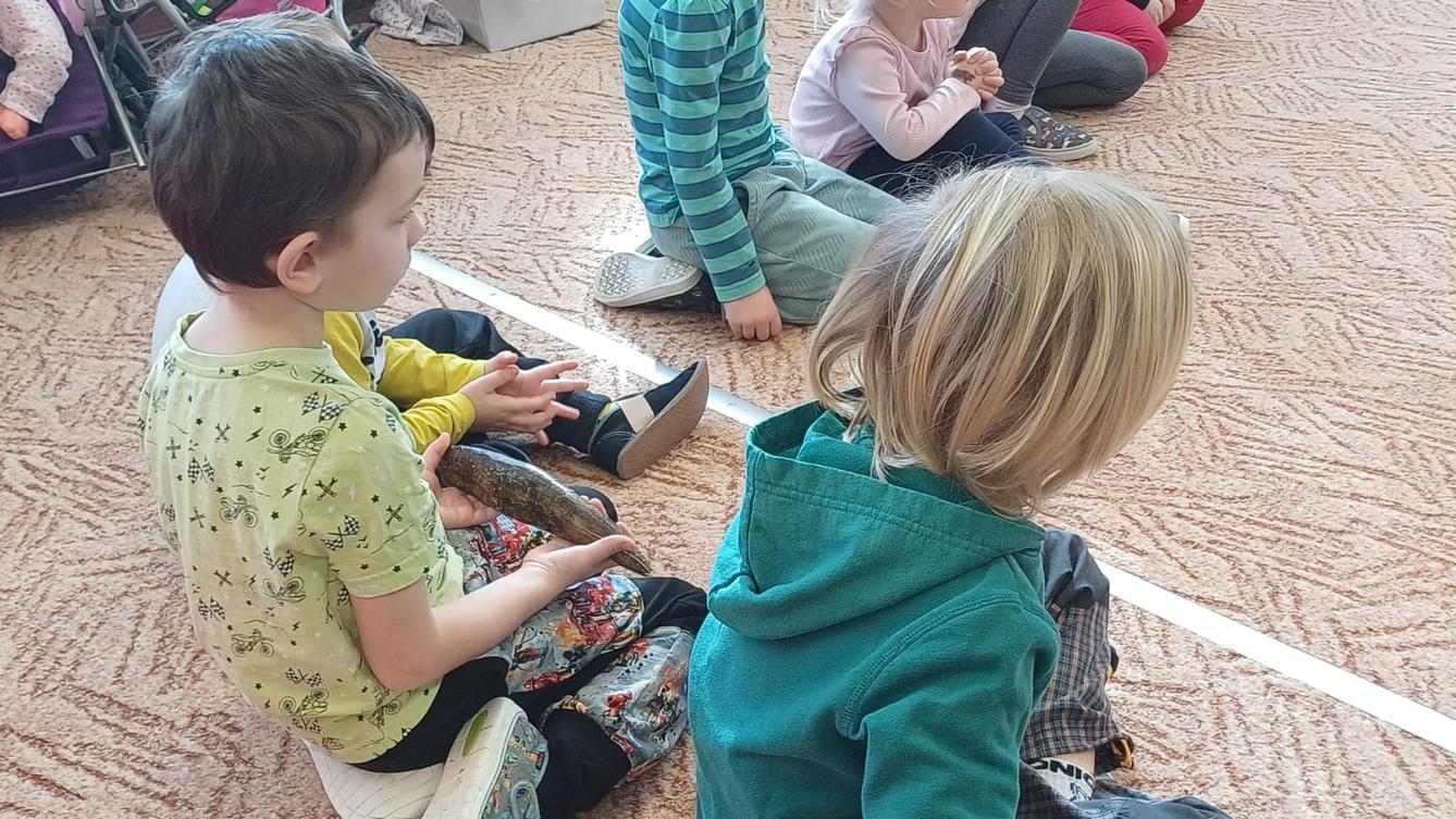 dinosauři ve školce - 6