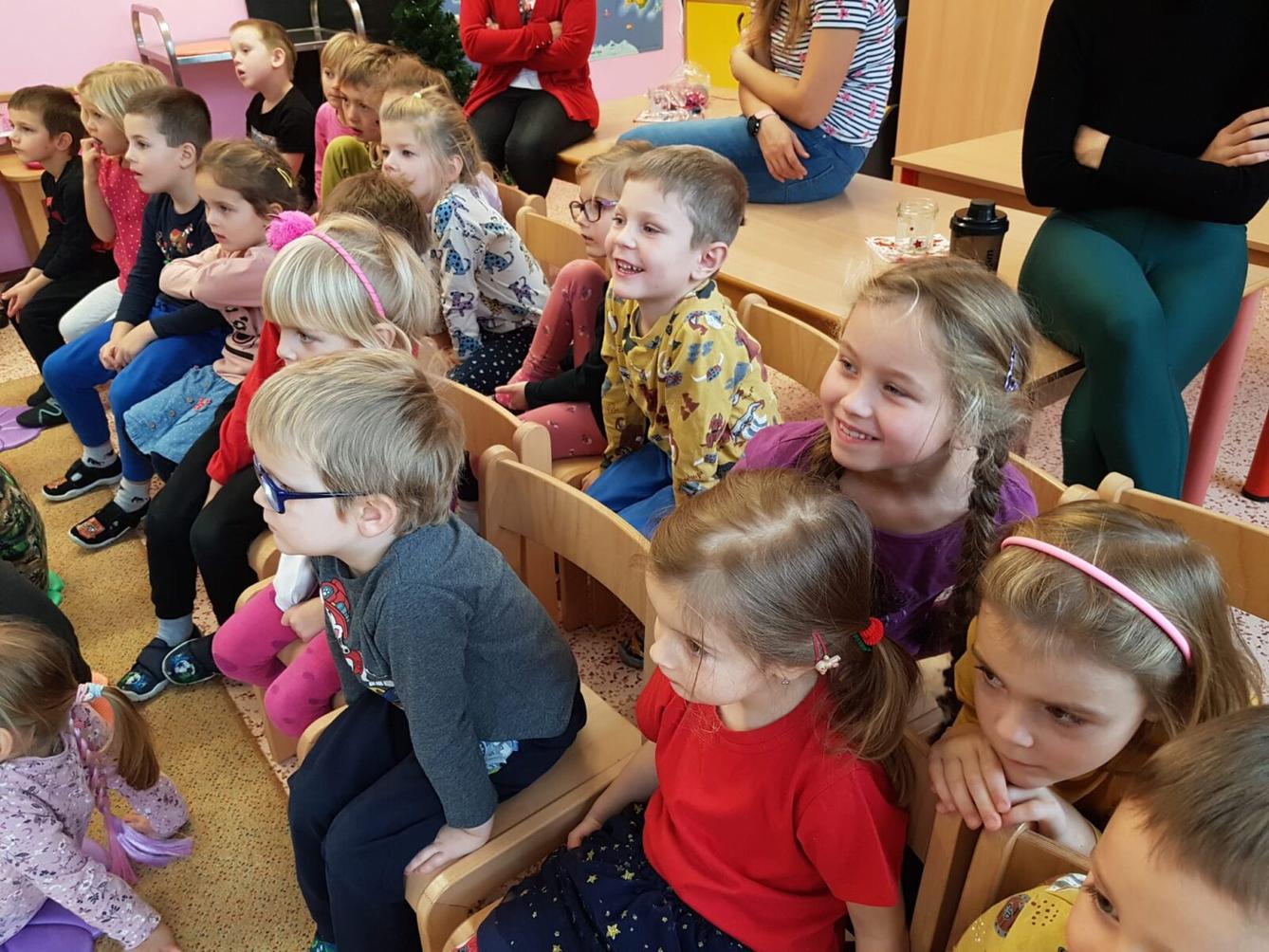 divadýlko: ,,JAK ČERTÍ JELITO A KOPYTO VAŘILI VTIPNOU KAŠI" - 6