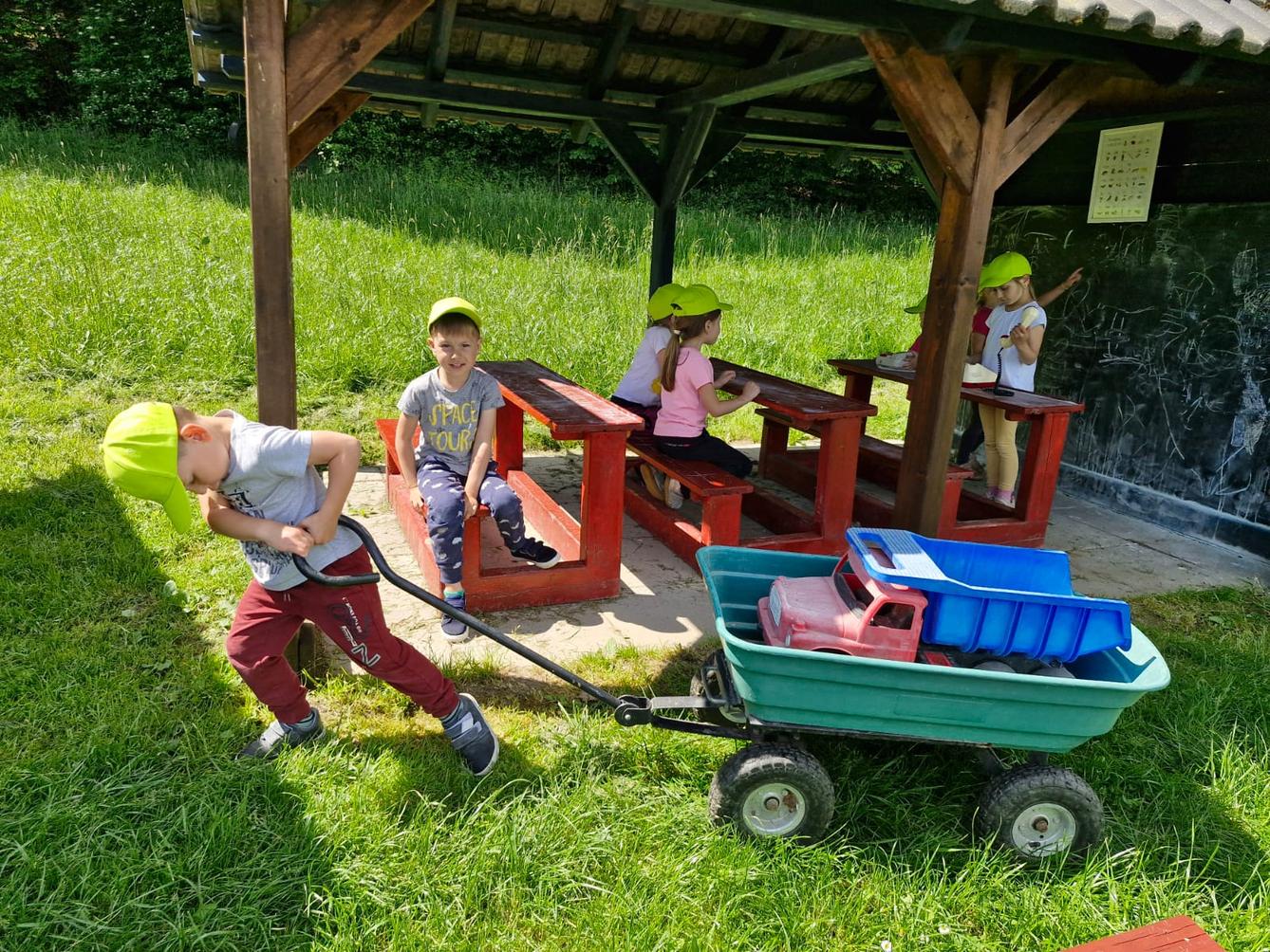 VÝLET NA BABIČČIN STATEK - 75