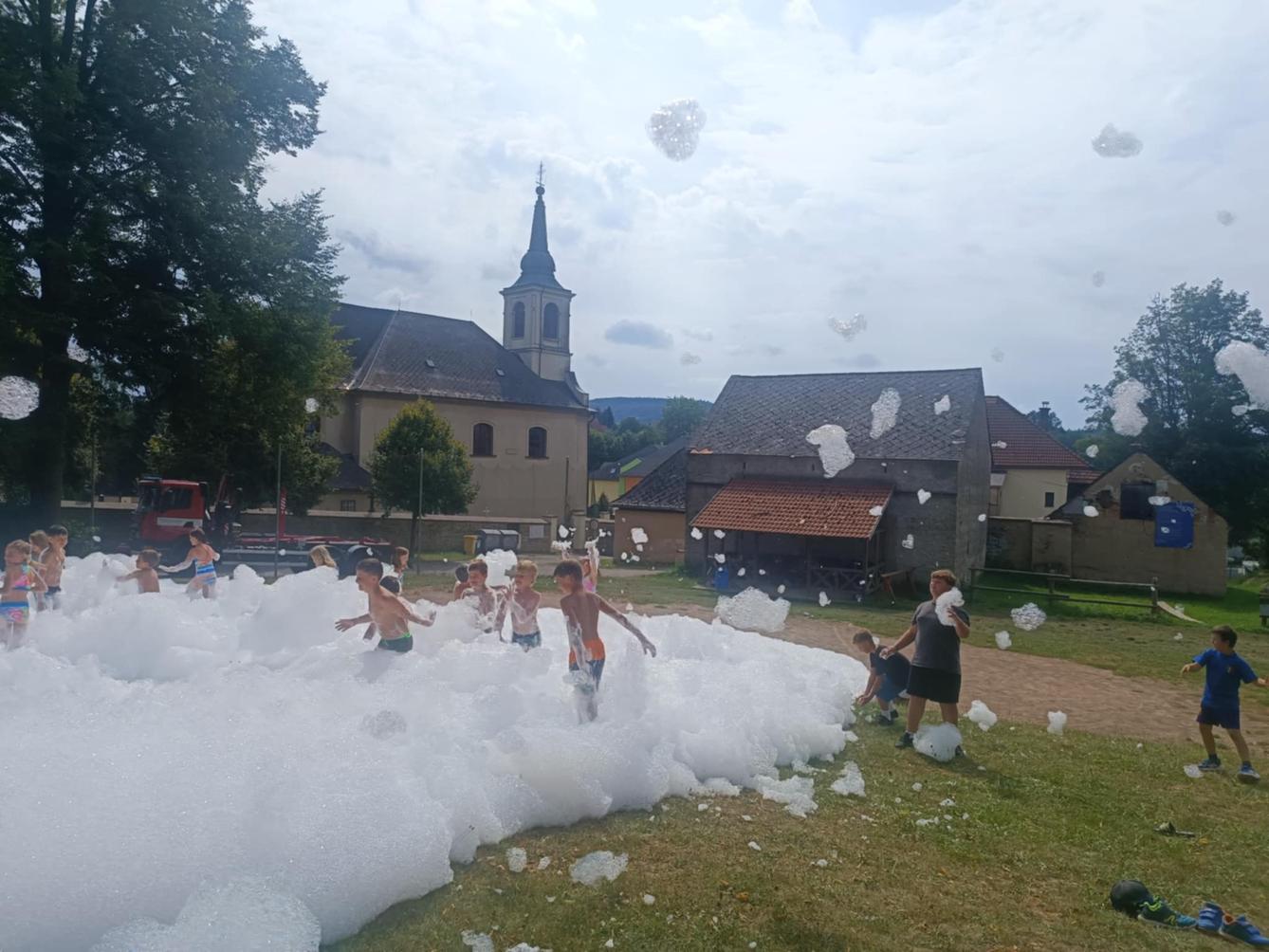 TÝDEN PLNÝ ZÁBAVY II - čtvrtek - 36