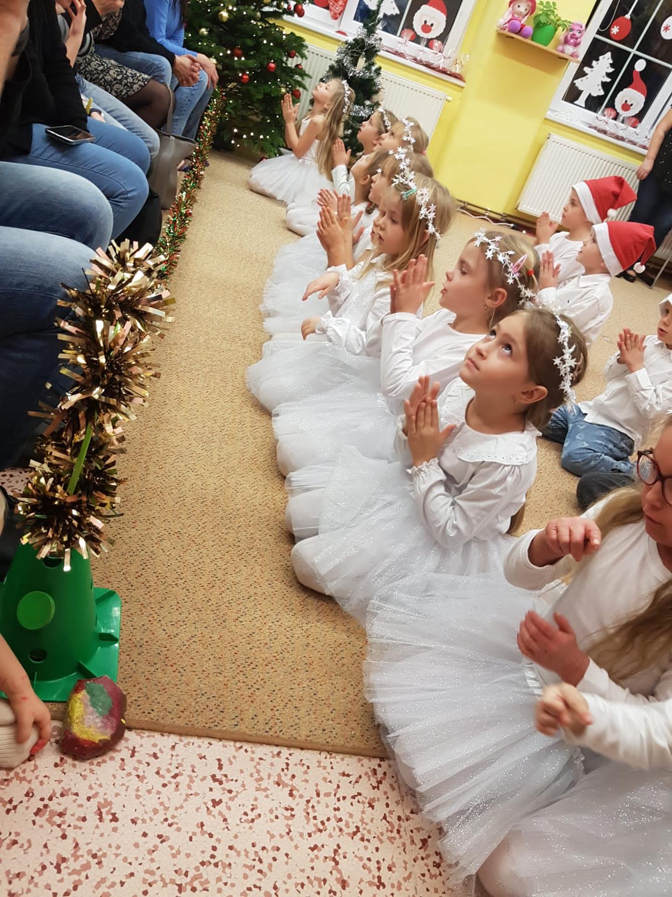 VÁNOČNÍ BESÍDKA - 17