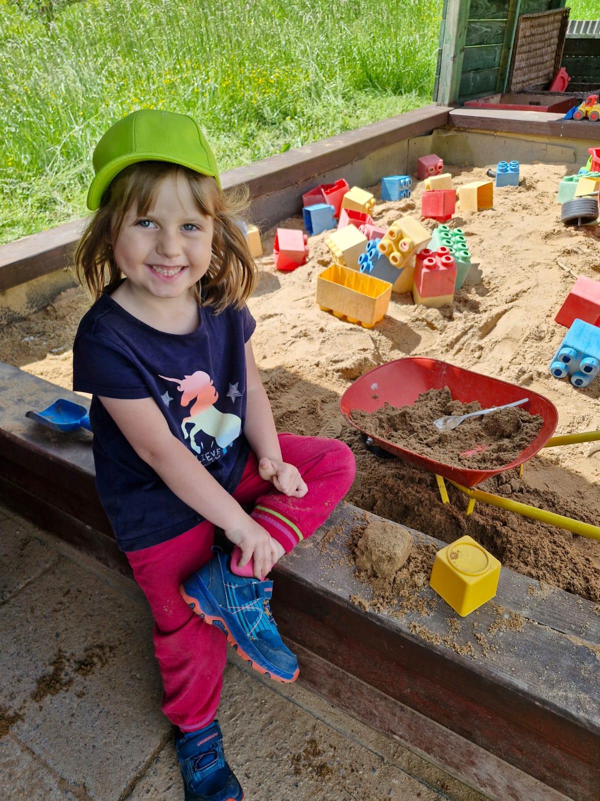 VÝLET NA BABIČČIN STATEK - 80