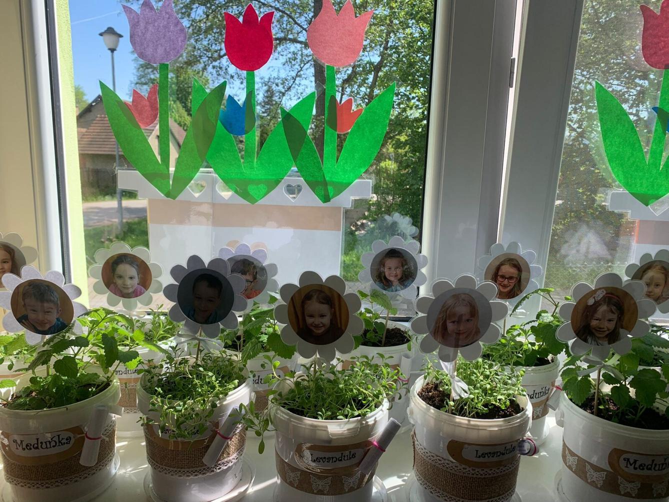 besídka pro rodiče + roztančená školka - 10