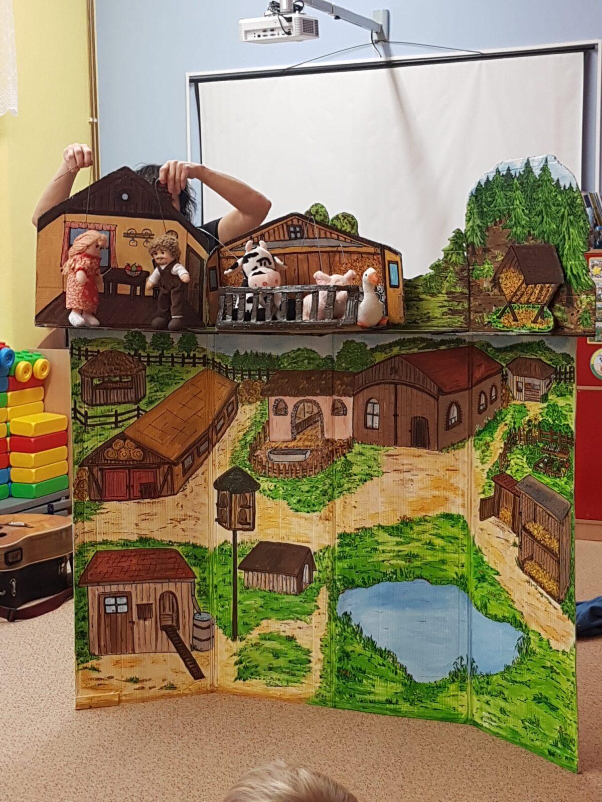 DIVADÉLKO: ,,JAK ZVÍŘÁTKA NAŠLA NOVÝ DOMOV" - 6