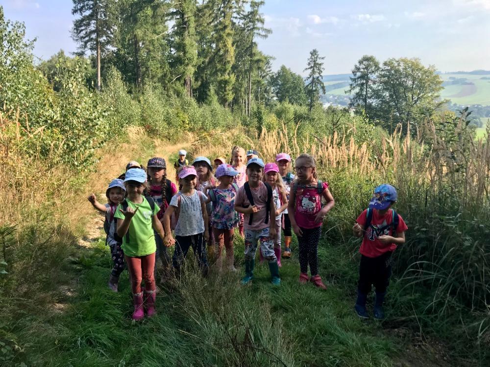 SOVIČKY: VÝPRAVA DO LESA - 25