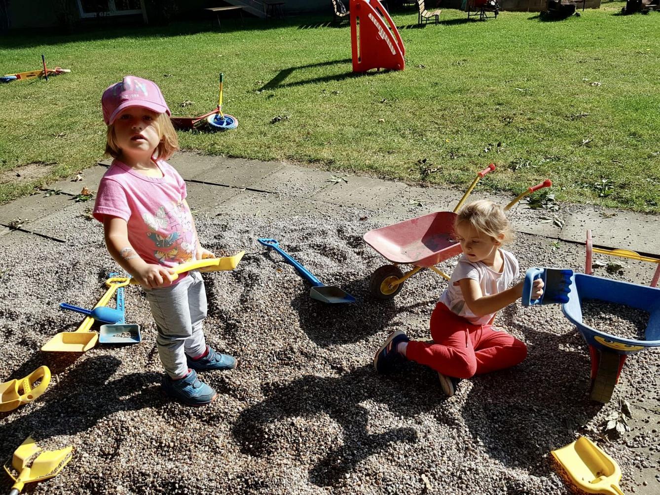 VZNIK NOVÉHO HRACÍHO KOUTKU - 17